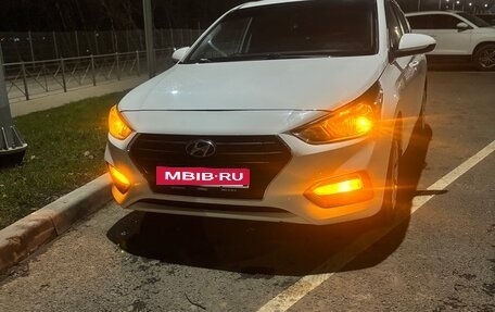 Hyundai Solaris II рестайлинг, 2017 год, 1 150 000 рублей, 1 фотография