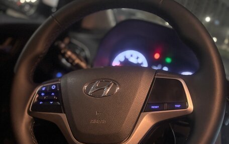 Hyundai Solaris II рестайлинг, 2017 год, 1 150 000 рублей, 7 фотография