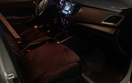 Hyundai Solaris II рестайлинг, 2017 год, 1 150 000 рублей, 5 фотография