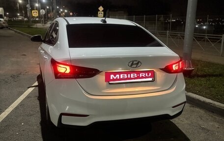 Hyundai Solaris II рестайлинг, 2017 год, 1 150 000 рублей, 4 фотография