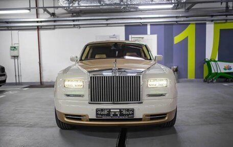 Rolls-Royce Phantom VII рестайлинг, 2006 год, 24 999 000 рублей, 1 фотография