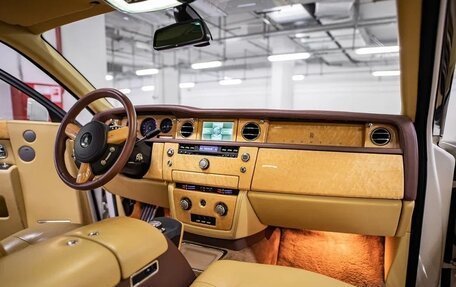 Rolls-Royce Phantom VII рестайлинг, 2006 год, 24 999 000 рублей, 10 фотография