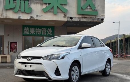 Toyota Yaris XP150 рестайлинг, 2022 год, 1 100 408 рублей, 1 фотография