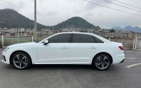 Audi A4, 2021 год, 2 000 000 рублей, 5 фотография