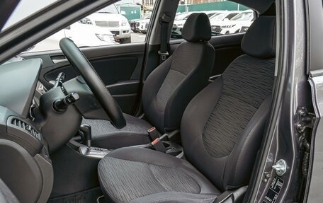 Hyundai Solaris II рестайлинг, 2014 год, 1 070 000 рублей, 10 фотография