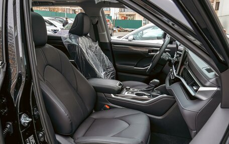 Toyota Highlander, 2025 год, 6 090 000 рублей, 8 фотография