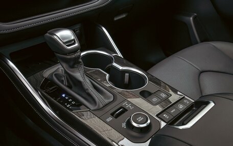 Toyota Highlander, 2025 год, 6 090 000 рублей, 15 фотография