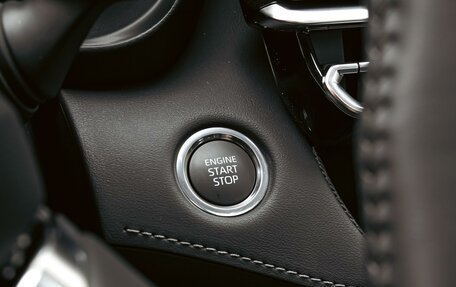 Toyota Highlander, 2025 год, 6 090 000 рублей, 20 фотография