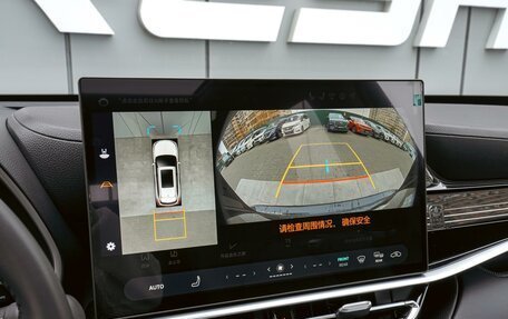 Toyota Highlander, 2025 год, 6 090 000 рублей, 16 фотография