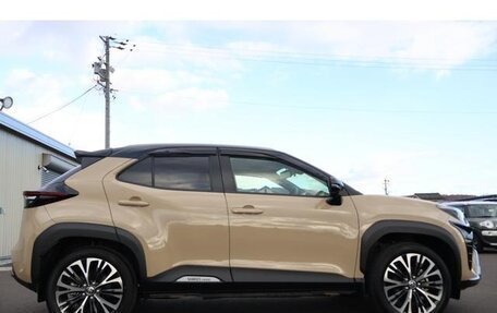 Toyota Yaris Cross, 2022 год, 1 550 003 рублей, 4 фотография