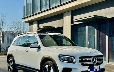 Mercedes-Benz GLB, 2021 год, 2 250 000 рублей, 3 фотография