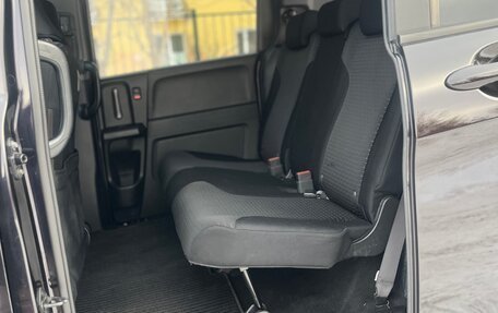 Honda Freed I, 2011 год, 1 090 000 рублей, 10 фотография