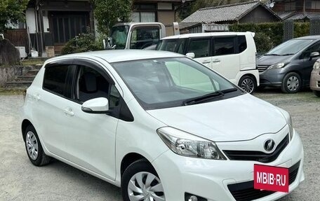 Toyota Vitz, 2013 год, 520 003 рублей, 2 фотография