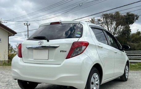 Toyota Vitz, 2013 год, 520 003 рублей, 4 фотография