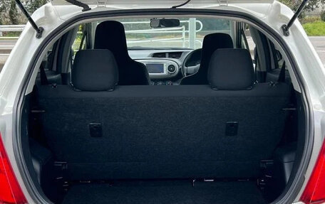 Toyota Vitz, 2013 год, 520 003 рублей, 8 фотография