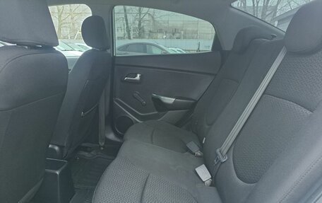 KIA Rio III рестайлинг, 2011 год, 695 000 рублей, 15 фотография