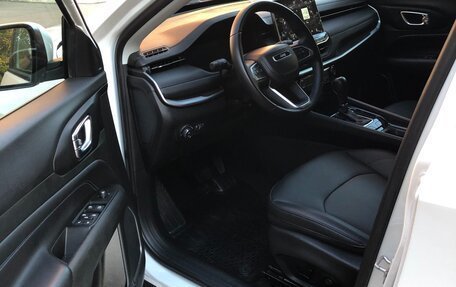 Jeep Compass II, 2021 год, 2 300 000 рублей, 8 фотография