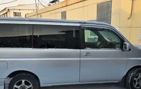 Honda Stepwgn II рестайлинг, 2001 год, 555 000 рублей, 3 фотография