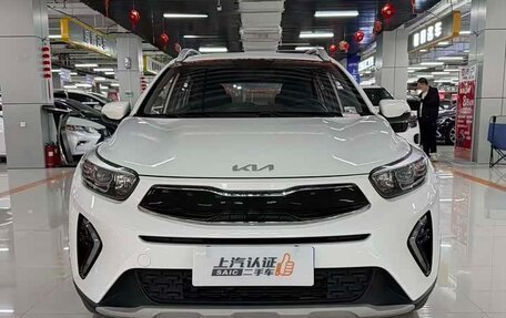 KIA Stonic, 2021 год, 1 300 000 рублей, 2 фотография