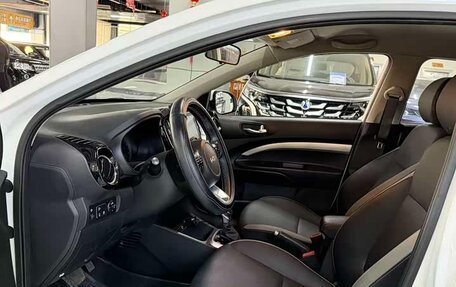 KIA Stonic, 2021 год, 1 300 000 рублей, 6 фотография