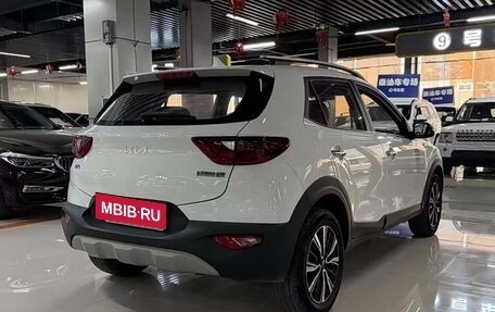 KIA Stonic, 2021 год, 1 300 000 рублей, 9 фотография