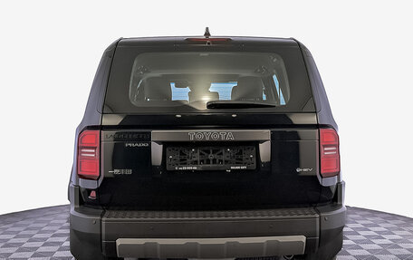 Toyota Land Cruiser Prado, 2024 год, 11 690 000 рублей, 6 фотография