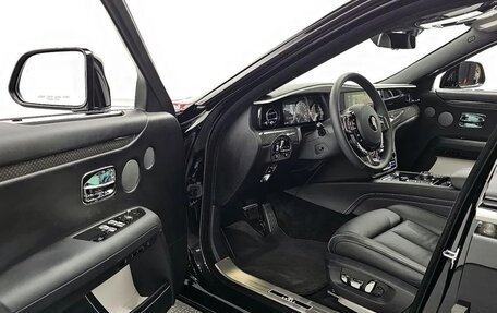 Rolls-Royce Ghost Series II рестайлинг, 2023 год, 40 600 000 рублей, 5 фотография