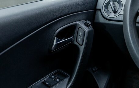 Volkswagen Polo VI (EU Market), 2018 год, 1 400 000 рублей, 17 фотография