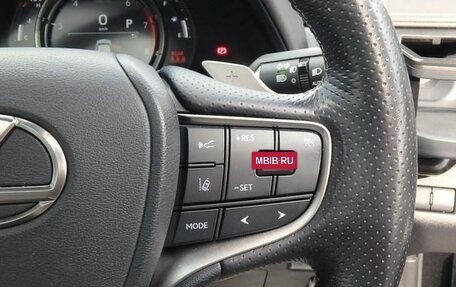 Lexus UX I, 2022 год, 2 600 000 рублей, 14 фотография