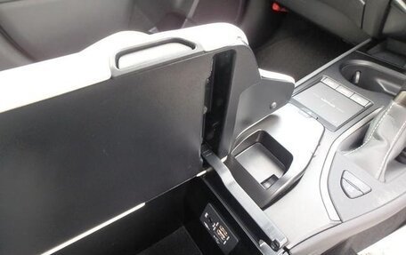 Lexus UX I, 2022 год, 2 600 000 рублей, 22 фотография