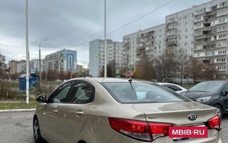 KIA Rio III рестайлинг, 2015 год, 890 000 рублей, 5 фотография