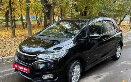 Honda Fit III, 2019 год, 1 390 000 рублей, 4 фотография