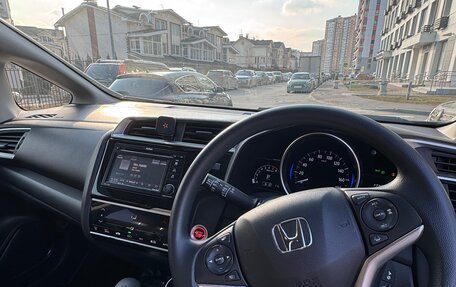 Honda Fit III, 2019 год, 1 390 000 рублей, 8 фотография