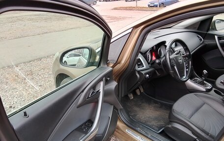 Opel Astra J, 2013 год, 730 000 рублей, 5 фотография