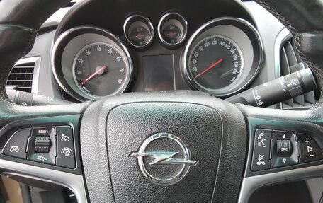 Opel Astra J, 2013 год, 730 000 рублей, 6 фотография