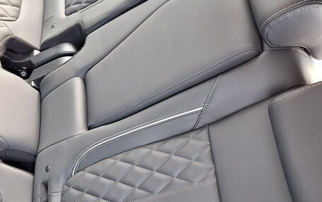 Mitsubishi Outlander III рестайлинг 3, 2022 год, 2 750 000 рублей, 12 фотография