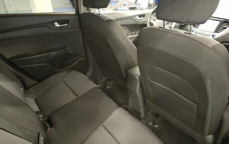 Hyundai Solaris II рестайлинг, 2017 год, 1 090 000 рублей, 8 фотография