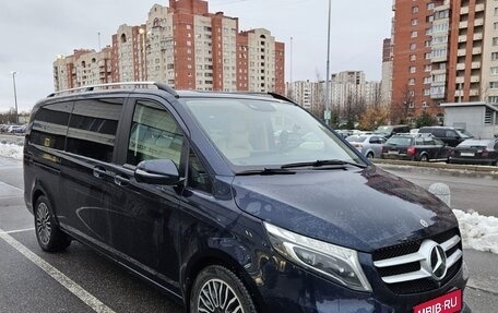 Mercedes-Benz V-Класс, 2020 год, 5 900 000 рублей, 1 фотография