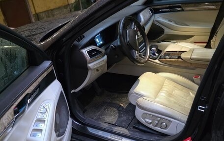 Genesis G90 I рестайлинг, 2017 год, 2 350 000 рублей, 3 фотография