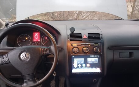 Volkswagen Touran III, 2006 год, 350 000 рублей, 5 фотография