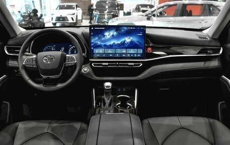 Toyota Highlander, 2025 год, 6 400 000 рублей, 15 фотография