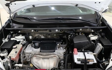 Toyota RAV4, 2017 год, 2 600 000 рублей, 11 фотография