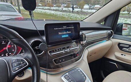 Mercedes-Benz V-Класс, 2020 год, 5 900 000 рублей, 3 фотография