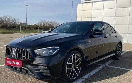 Mercedes-Benz E-Класс, 2020 год, 4 400 000 рублей, 5 фотография