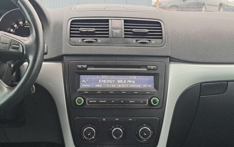 Skoda Yeti I рестайлинг, 2013 год, 920 000 рублей, 15 фотография