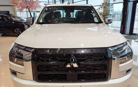 Mitsubishi L200, 2025 год, 5 300 000 рублей, 11 фотография