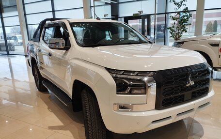 Mitsubishi L200, 2025 год, 5 300 000 рублей, 10 фотография