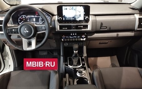 Mitsubishi L200, 2025 год, 5 300 000 рублей, 24 фотография