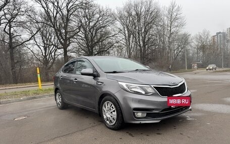 KIA Rio III рестайлинг, 2016 год, 925 000 рублей, 3 фотография