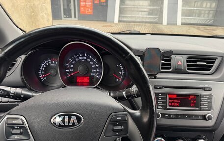 KIA Rio III рестайлинг, 2016 год, 925 000 рублей, 8 фотография